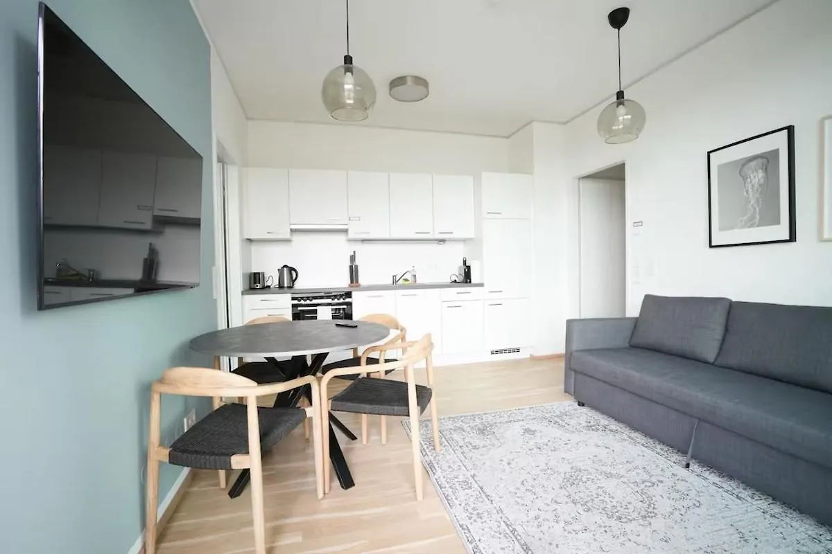 Appartement High Rise Balcony I Roof Top Pool I Close To Metro Vienne Autriche